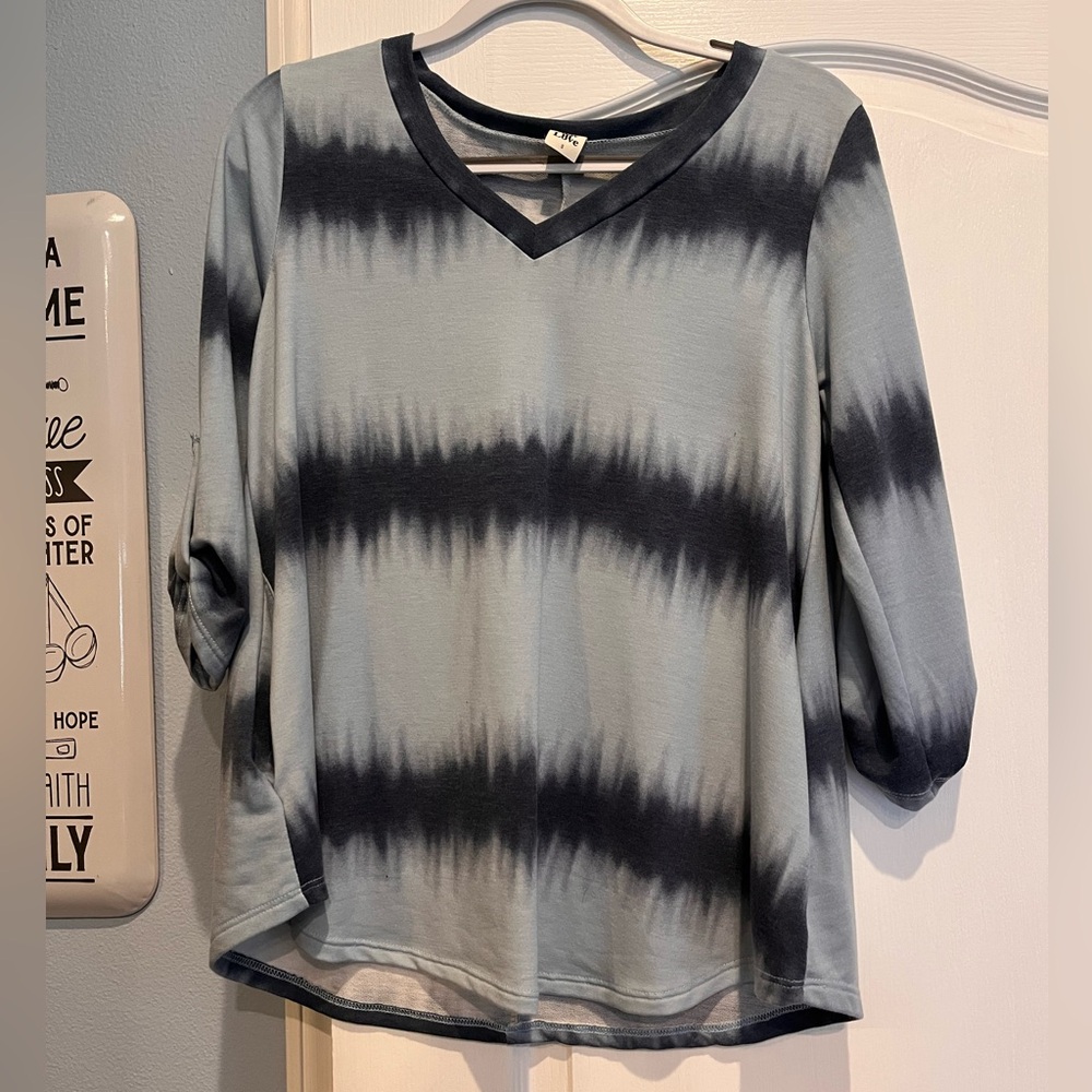 Sew In Love 3/4 Length Sleeve Top, Size Smalll